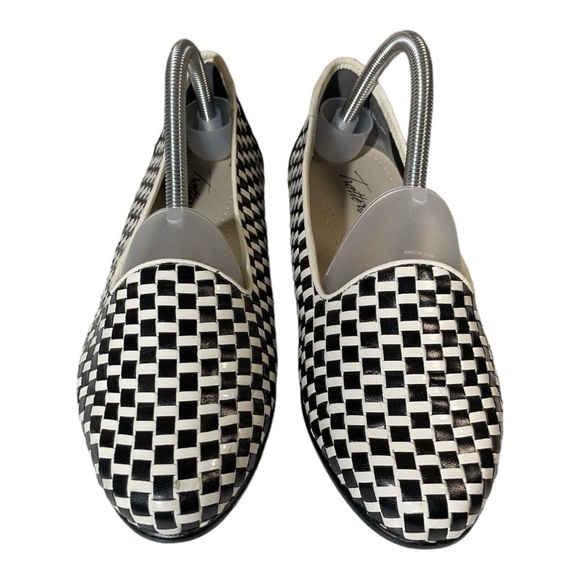 TROTTERS LIZ BLACK/WHITE CHECKERED WOVEN LEATHER
LOAFER ROUND TOE SLIP-ON SZ 9W - Picture 4 of 10